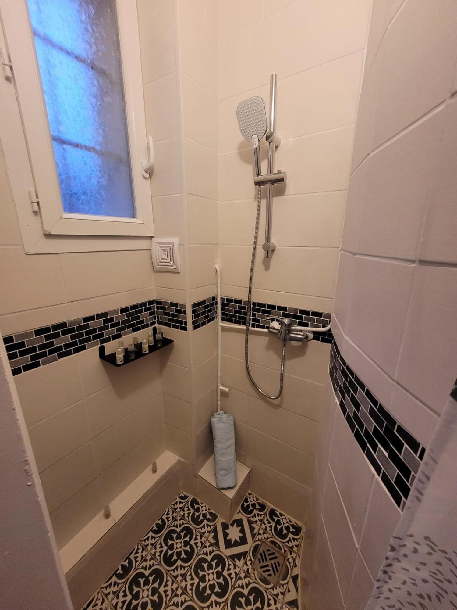 Charmant Appartement Pres De Montmartre 2 Párizs Kültér fotó